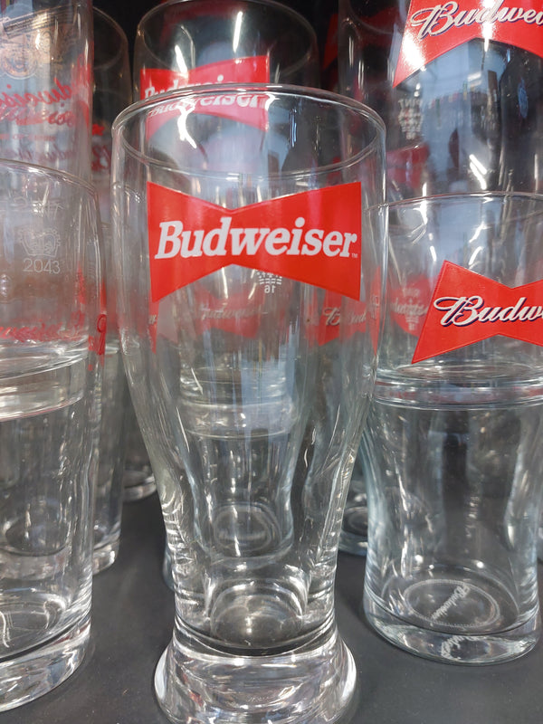 Budweiser pint glass