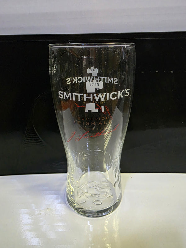 SMITHWICKS PINT GLASS