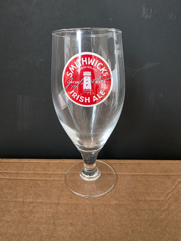 SMITHWICKS STEM PINT GLASS