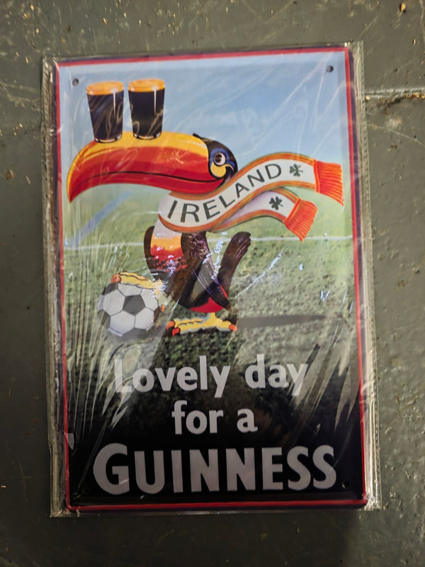 LOVELY DAY FOR A GUINNESS TOUCAN IRELAND METAL SIGN